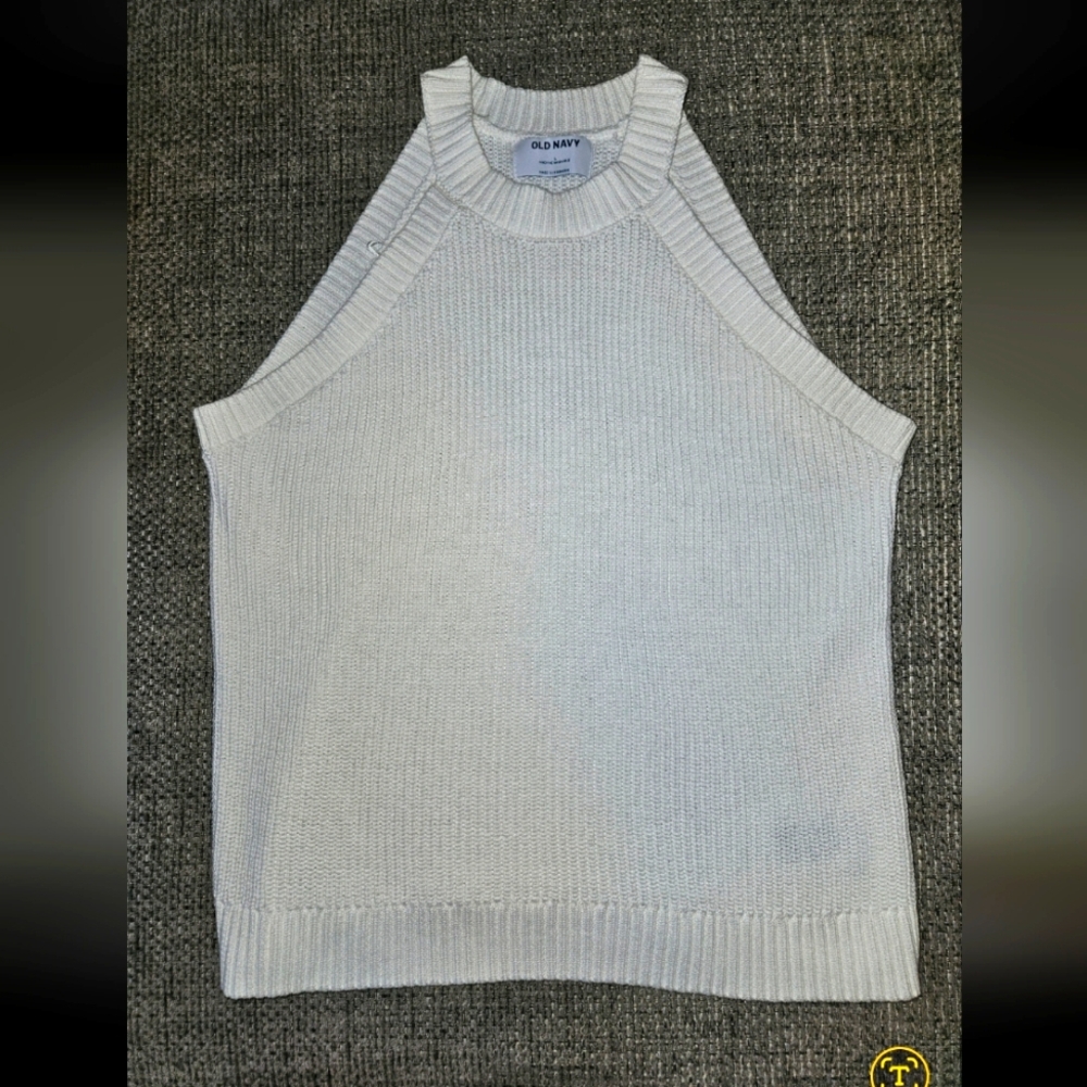 Sleevless Knit Sweater Top With Halter Style Collar NWOT